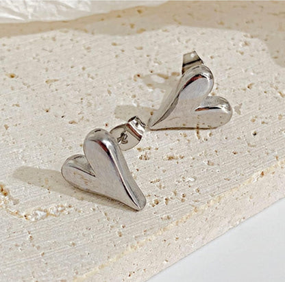 Classic Heart Earrings